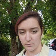 Étudiante niveau B2/C1 en Anglais. Donne des cours au niveau lycée maximum